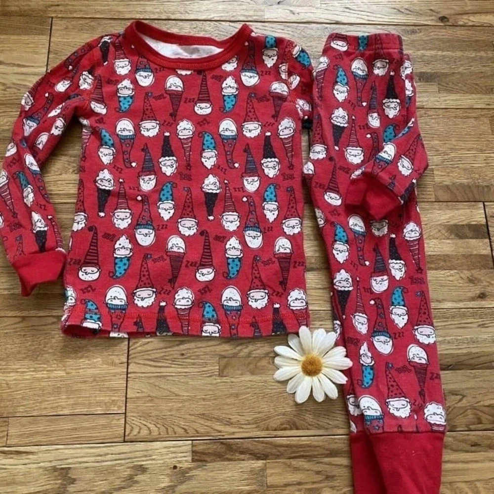 Carter's Santa Two Piece Pajamas Size 3t‎